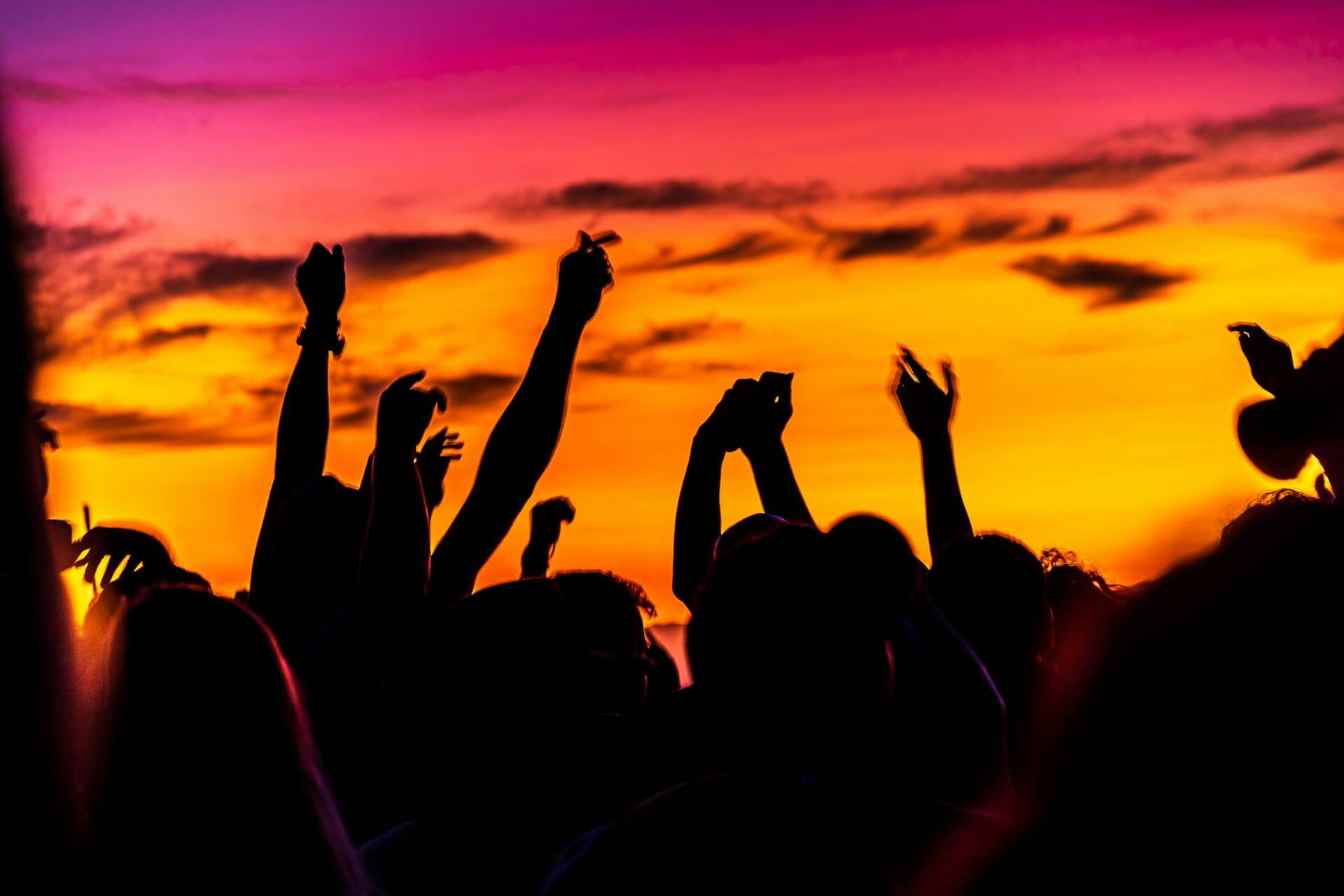 Top 10 Party Beaches in Europe (2025 Edition)